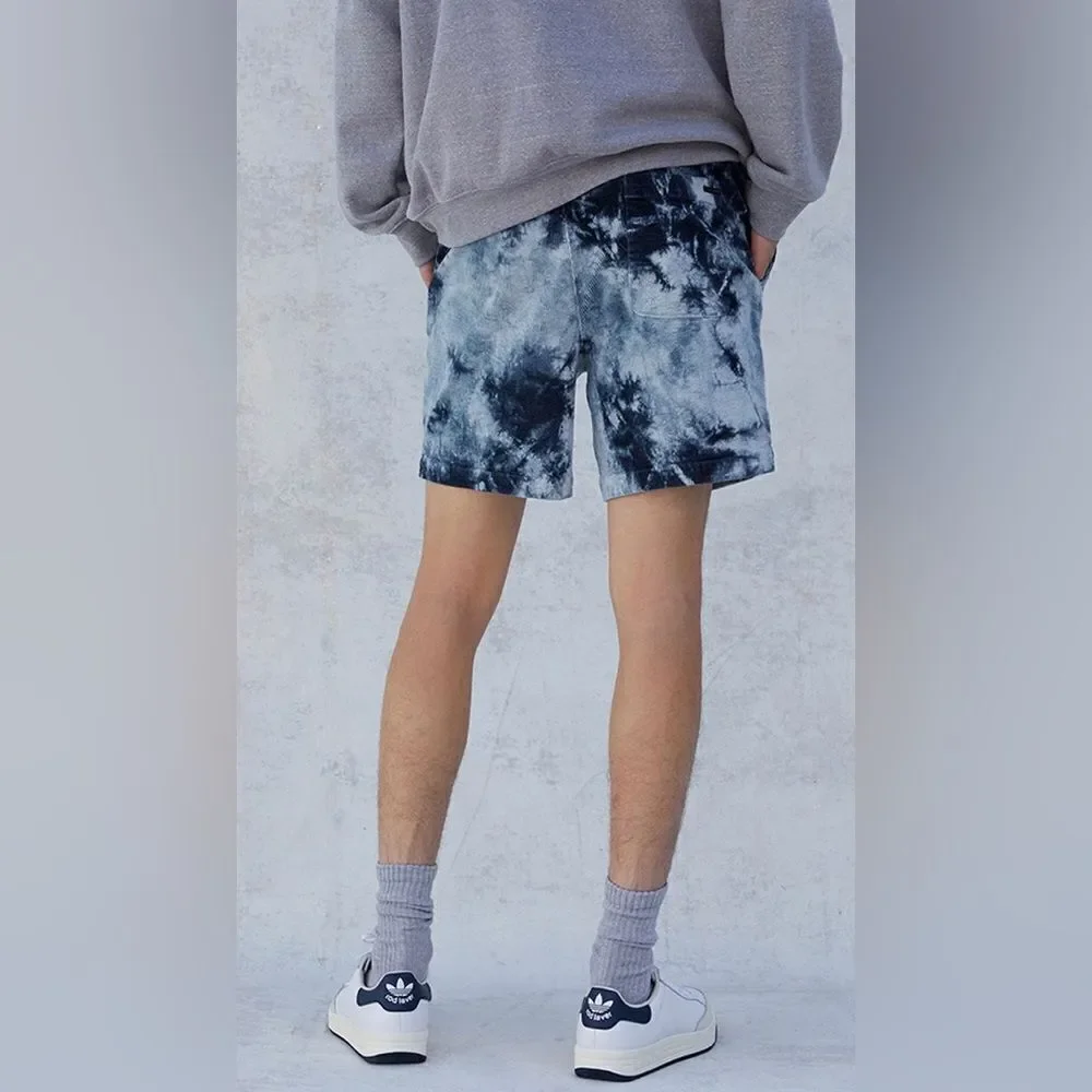Pacsun tie dye corduroy shorts. Size medium - Picture 2 of 7
